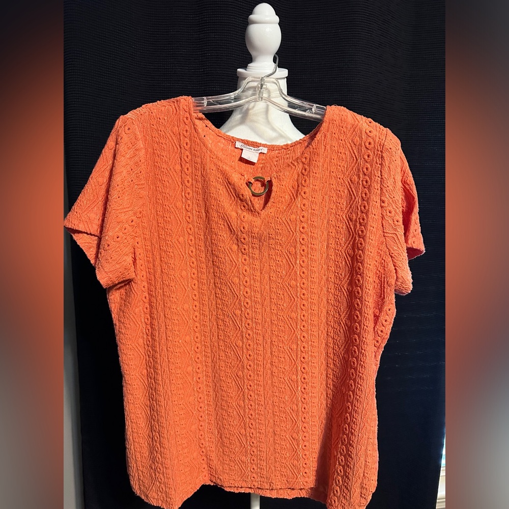 Allison Daley, size L, excellent used condition. 98%POLYESTER
2%SPANDEX